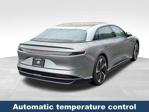 Used 2023 Lucid Air Touring image 7