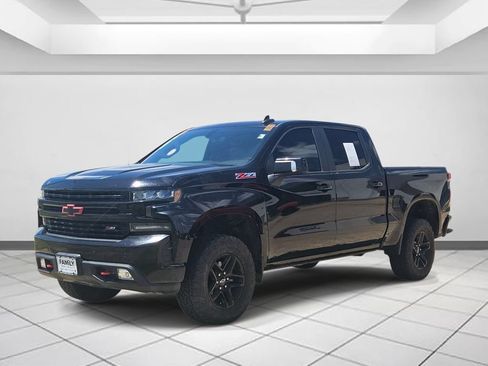 Used 2019 Chevrolet Silverado 1500 LT Trail Boss AWD/4WD image 3
