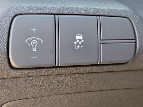New 2026 Hyundai Elantra Sport FWD image 15