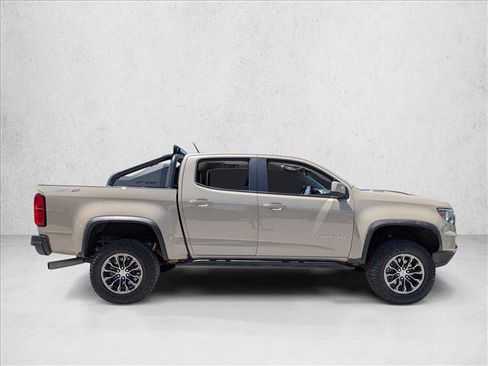 Used 2021 Chevrolet Colorado ZR2 AWD/4WD image 4