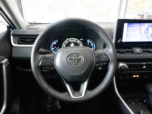 Certified 2025 Toyota RAV4 XLE w/ Convenience Package AWD/4WD image 22