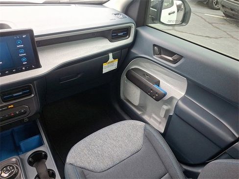 New 2025 Ford Maverick XLT w/ XLT Luxury Package image 14