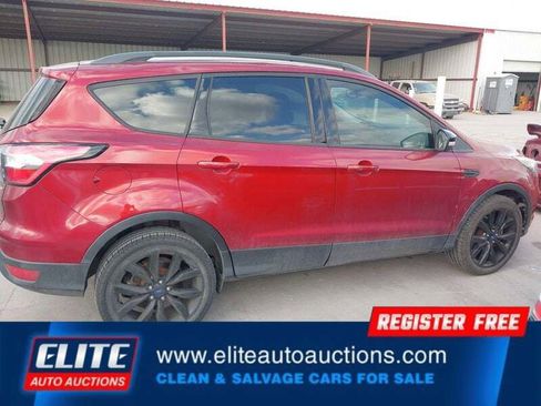 Used 2017 Ford Escape Titanium image 26