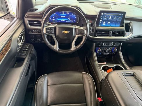 Used 2022 Chevrolet Tahoe Premier AWD/4WD image 22
