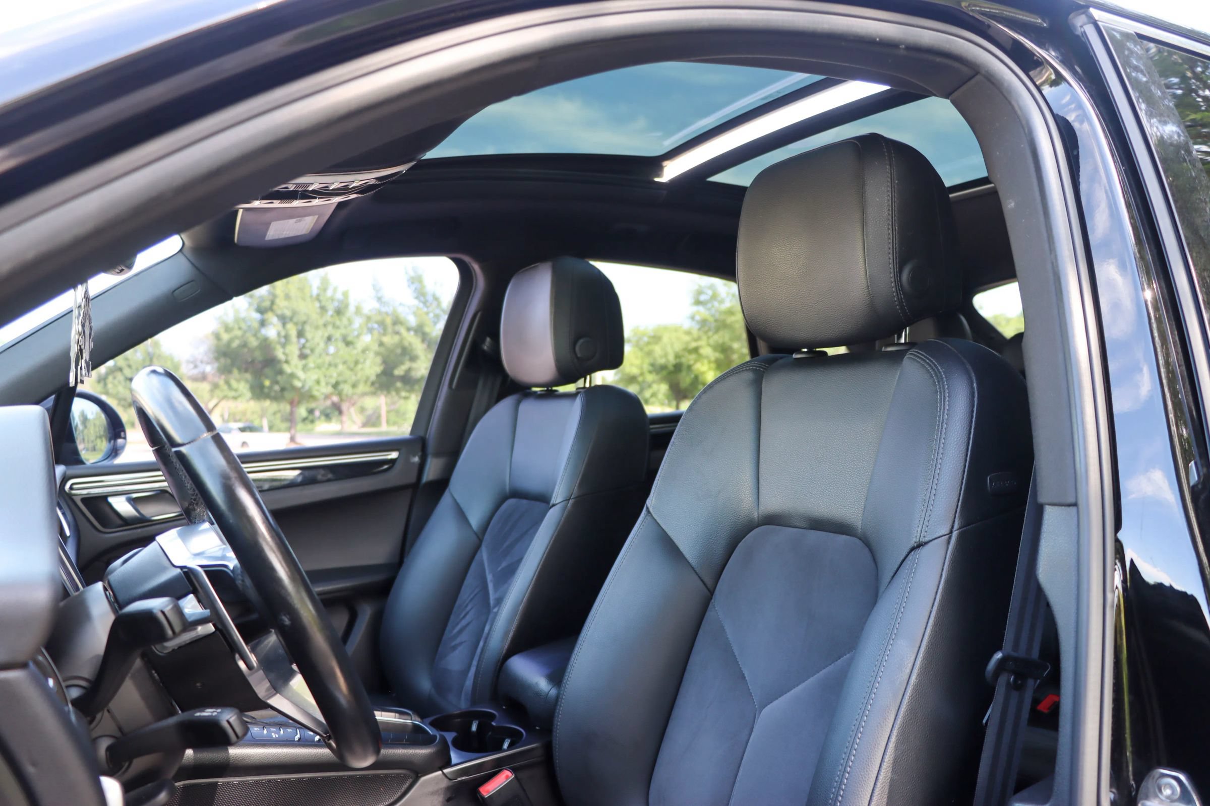 Used 2017 Porsche Macan S AWD/4WD image 15