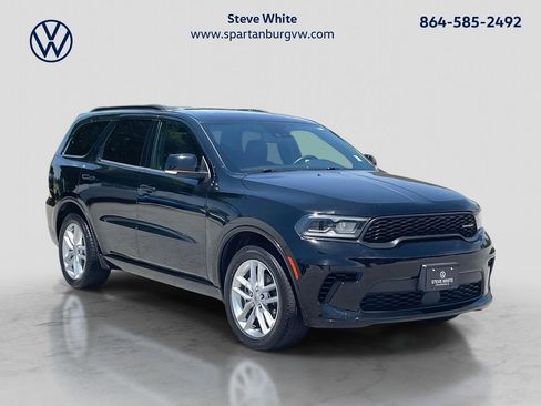 Used 2024 Dodge Durango GT RWD image 1