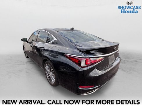 Used 2021 Lexus ES 350 w/ Premium Package FWD image 4