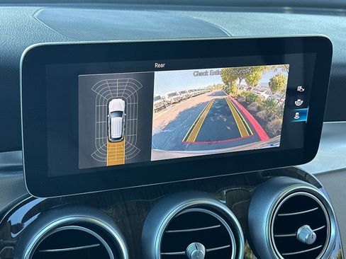 Certified 2021 Mercedes-Benz GLC 300 4MATIC image 19