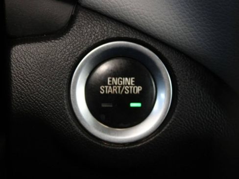 Used 2023 Chevrolet Equinox LT FWD image 28