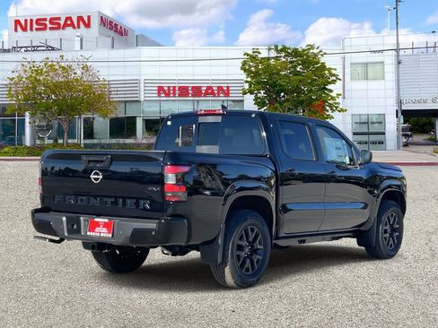 New 2026 Nissan Frontier SV w/ Tow Package image 4