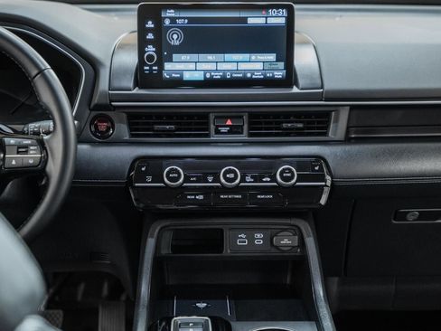 Used 2024 Honda Pilot EX-L image 27