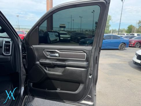 Used 2025 RAM 1500 Big Horn AWD/4WD image 21