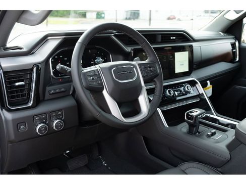 New 2026 GMC Sierra 1500 Denali w/ Denali Reserve Package AWD/4WD image 11