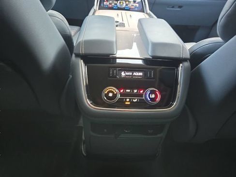 Used 2021 Lincoln Navigator L Black Label w/ Cargo Convenience Package AWD/4WD image 11