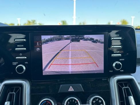 Certified 2022 Kia Sorento LX FWD image 19
