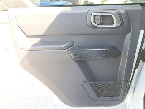 Certified 2025 Ford Bronco Big Bend image 13