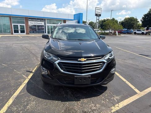 Used 2019 Chevrolet Equinox LT w/ Sun & Navigation Package FWD image 5