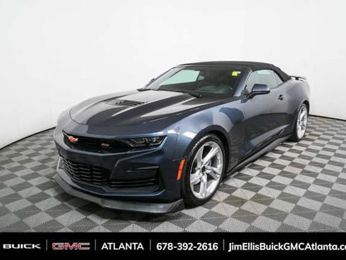 Used 2022 Chevrolet Camaro SS RWD image 32