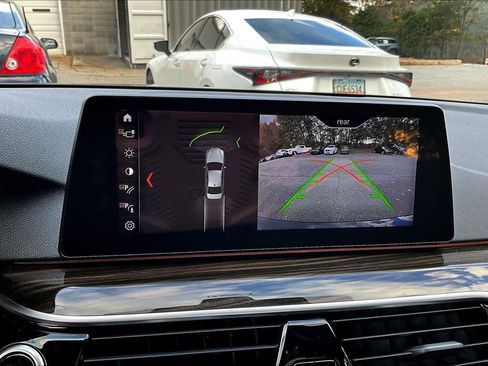 Used 2018 BMW 530i image 25