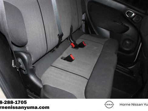 Used 2015 FIAT 500L Easy FWD image 7