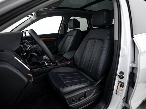 Certified 2023 Audi Q5 2.0T Premium Plus w/ Premium Plus Package AWD/4WD image 15