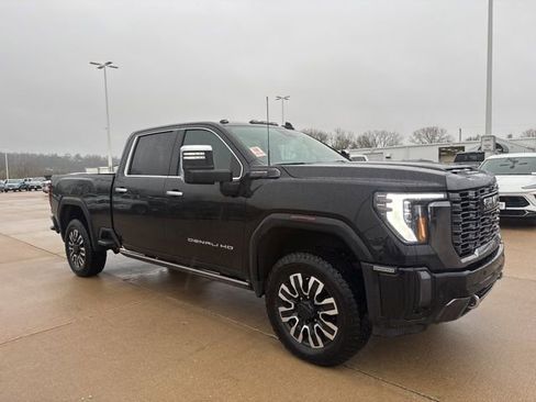 Used 2024 GMC Sierra 2500 Denali Ultimate image 1