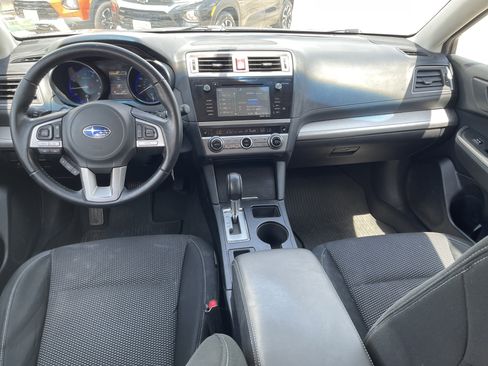 Used 2016 Subaru Outback 2.5i Premium AWD/4WD image 14