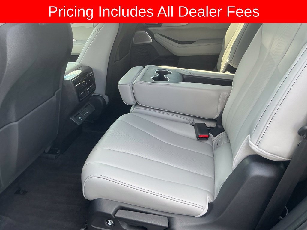 Used 2026 Acura MDX w/ Technology Package AWD/4WD image 19