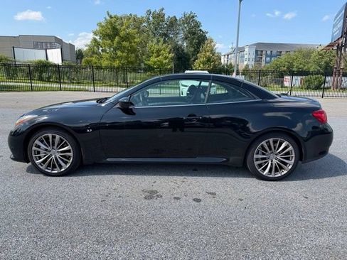 Used 2014 INFINITI Q60 Convertible w/ Premium Package RWD image 4