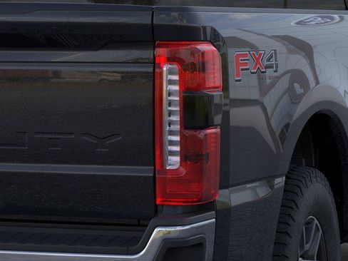 New 2026 Ford F250 Lariat w/ FX4 Off-Road Package AWD/4WD image 21