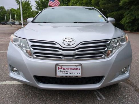 Used 2010 Toyota Venza FWD image 9