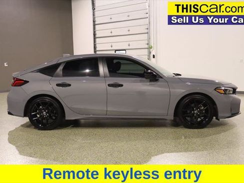 Used 2025 Honda Civic Sport image 8
