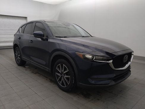 Used 2018 MAZDA CX-5 Touring w/ Preferred Equipment Package FWD image 11
