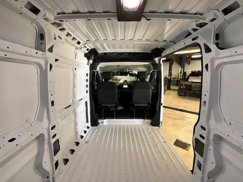 New 2026 RAM ProMaster 2500 w/ Convenience Group image 4
