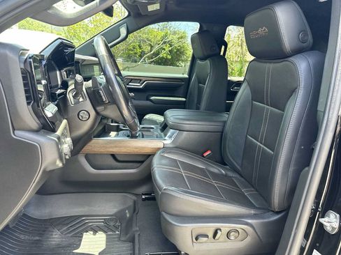 Certified 2023 Chevrolet Silverado 1500 High Country AWD/4WD image 15