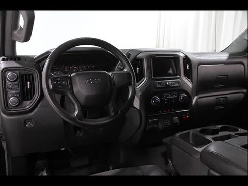 Used 2019 Chevrolet Silverado 1500 Custom Trail Boss AWD/4WD image 7