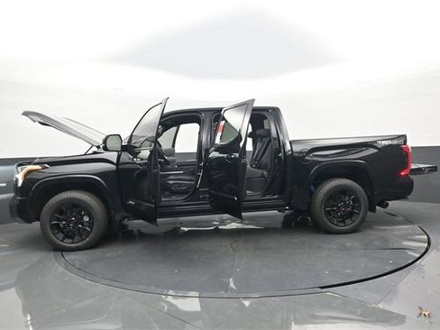 New 2026 Toyota Tundra Platinum w/ TRD Off-Road Package image 33