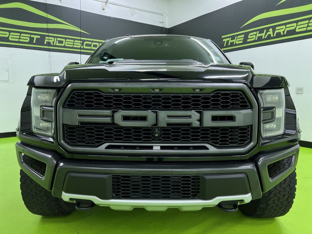 Used 2017 Ford F150 Raptor w/ Equipment Group 802A Luxury AWD/4WD image 3