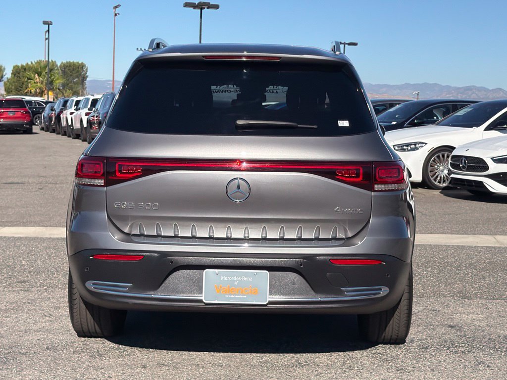 Used 2023 Mercedes-Benz EQB 300 4MATIC image 9