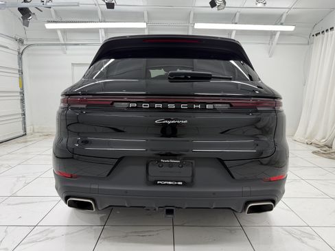 Certified 2026 Porsche Cayenne AWD/4WD image 13