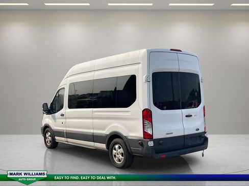 Used 2017 Ford Transit 350 XLT RWD image 6