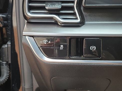 Used 2023 Kia Sportage EX FWD image 23