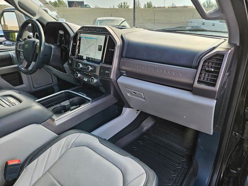 Used 2022 Ford F350 Limited AWD/4WD image 35