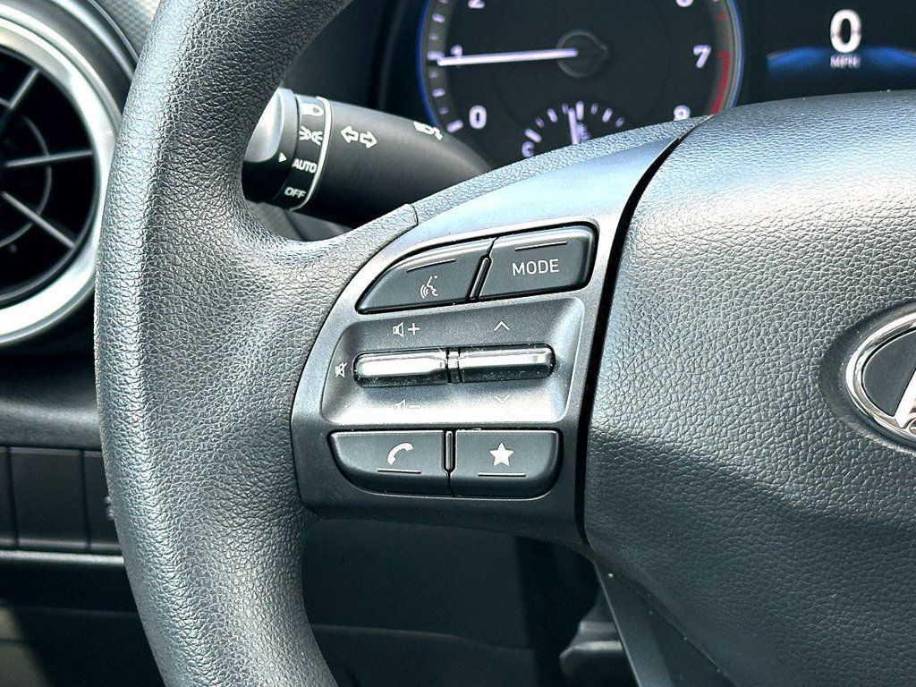 Used 2022 Hyundai Kona SE FWD image 24
