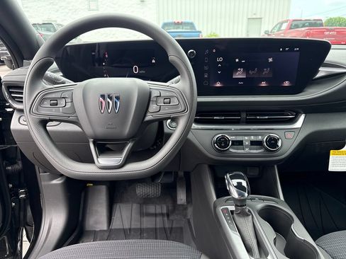 New 2026 Buick Envista Preferred FWD image 27