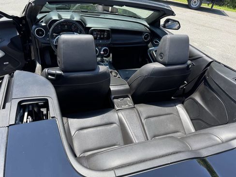 Used 2016 Chevrolet Camaro SS image 10