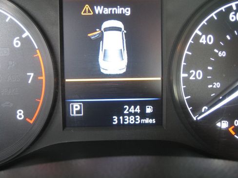 Used 2025 Nissan Altima 2.5 S FWD image 10