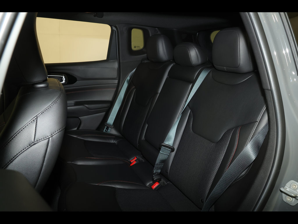 New 2026 Jeep Compass Trailhawk AWD/4WD image 21