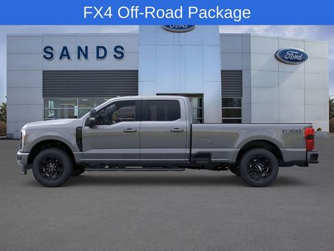 New 2026 Ford F350 Lariat w/ Black Appearance Package image 3