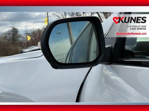 New 2026 GMC Acadia AT4 w/ Luxury Package image 30